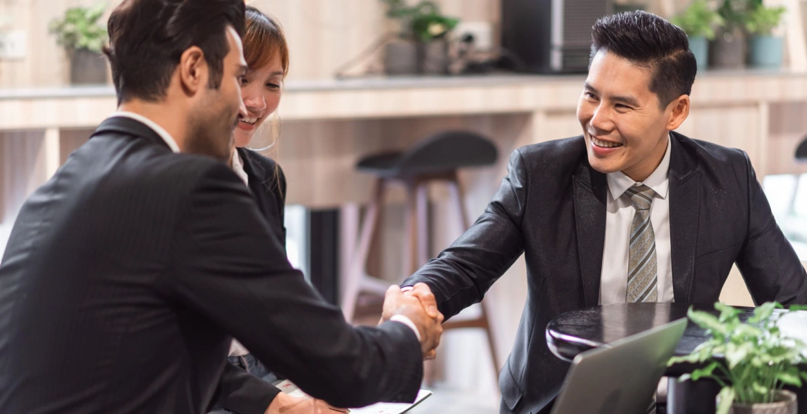 Client-centric Growth: The Role of Financing in Expanding Coaching Services and Attracting More Clients